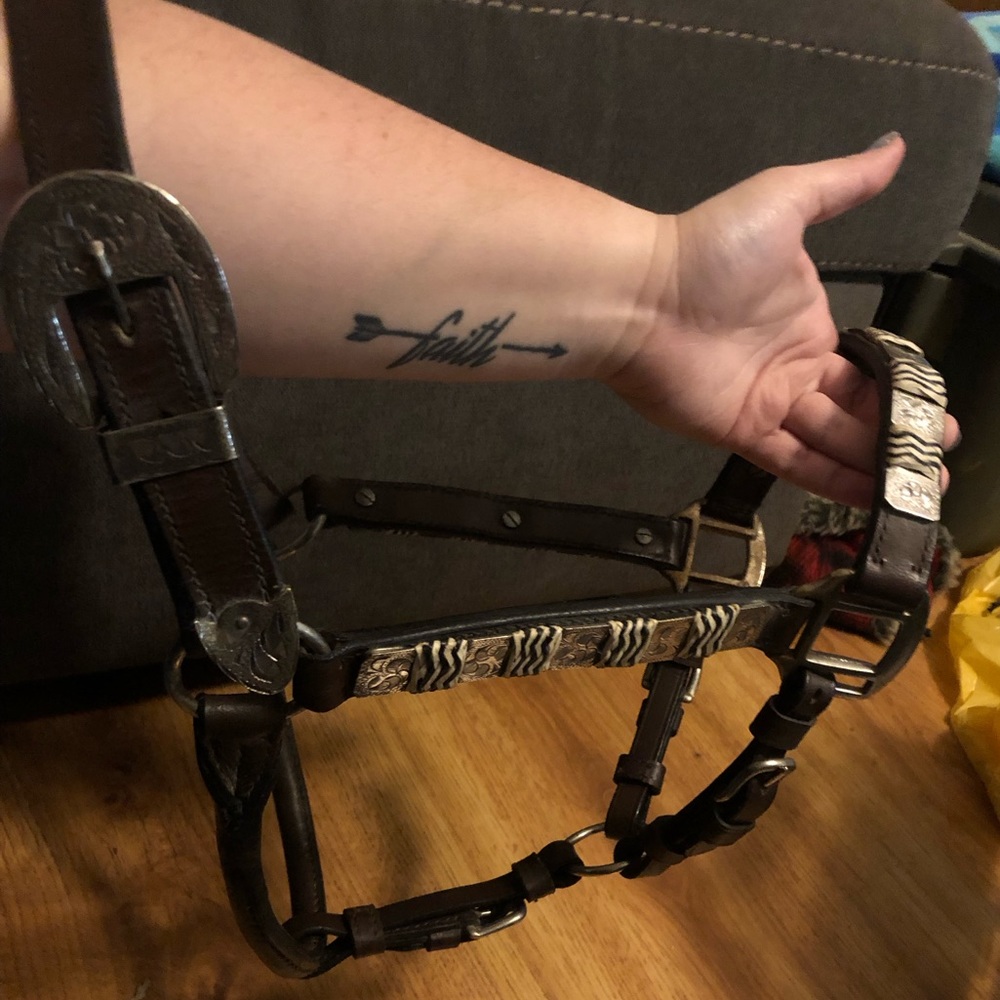 Beautiful western show halter, horse size